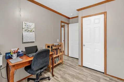 8 E Street Bangor ME 04401