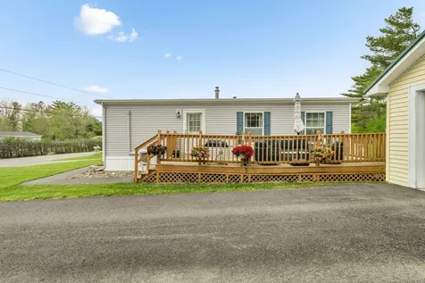 8 E Street Bangor ME 04401