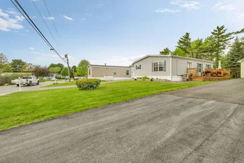 8 E Street Bangor ME 04401