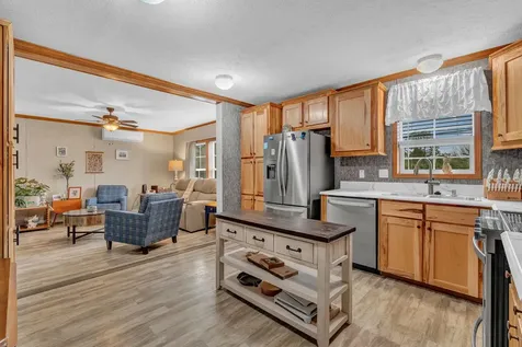 8 E Street Bangor ME 04401