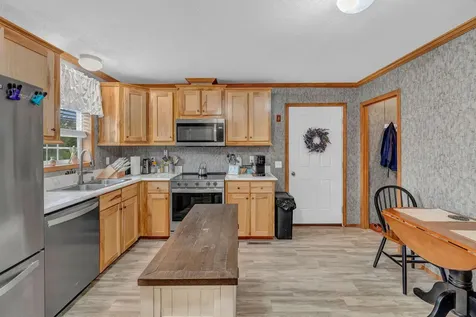 8 E Street Bangor ME 04401