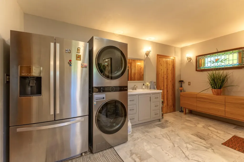 338 River Road Eliot ME 03903