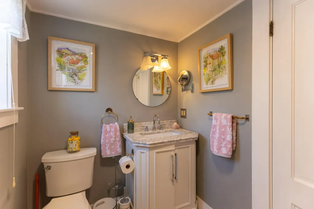 338 River Road Eliot ME 03903