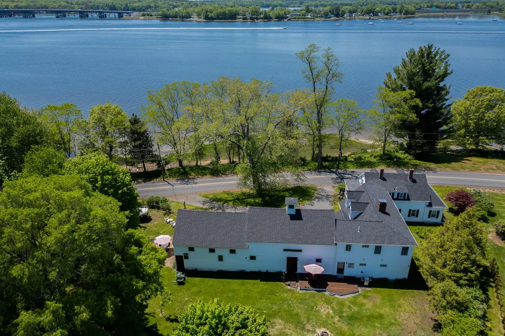 338 River Road Eliot ME 03903
