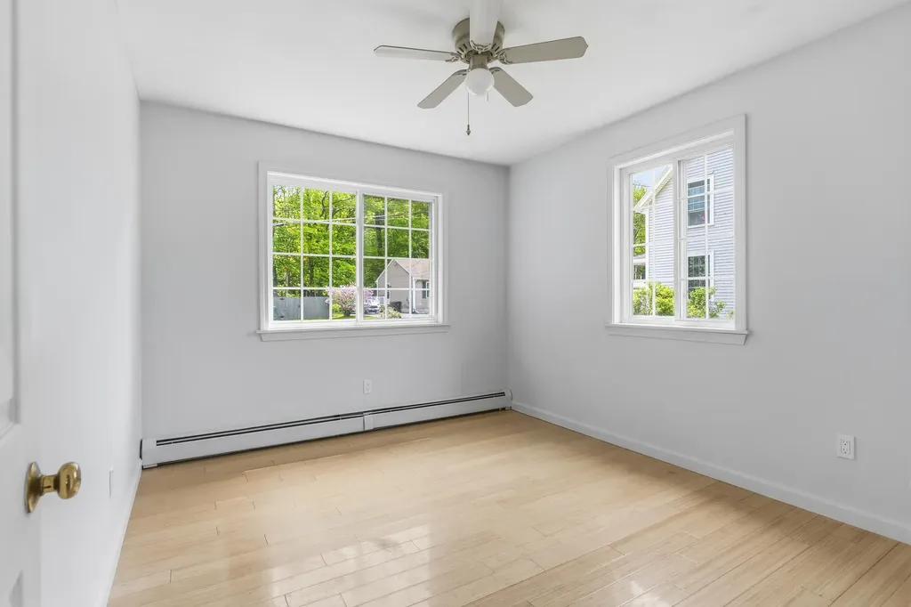 43 Glenwood Avenue Saco ME 04072