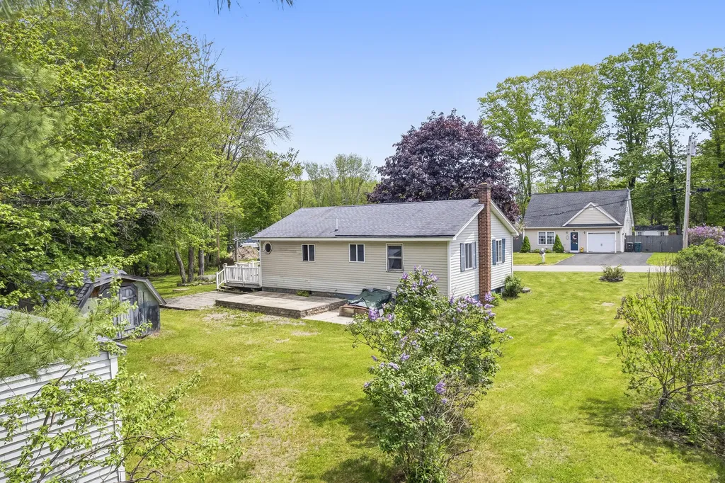 43 Glenwood Avenue Saco ME 04072