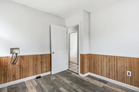 43 Glenwood Avenue Saco ME 04072