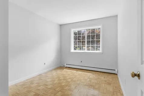 43 Glenwood Avenue Saco ME 04072