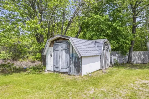 43 Glenwood Avenue Saco ME 04072