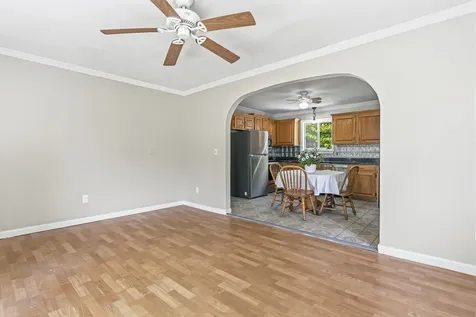 43 Glenwood Avenue Saco ME 04072
