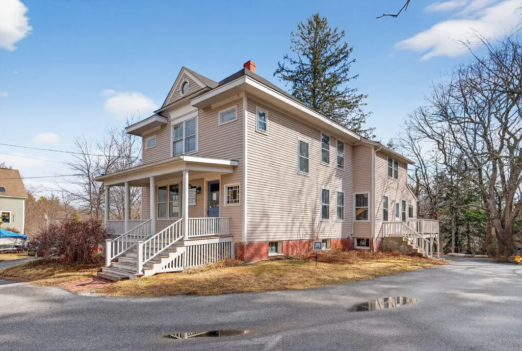 133 Gray Road Falmouth ME 04105