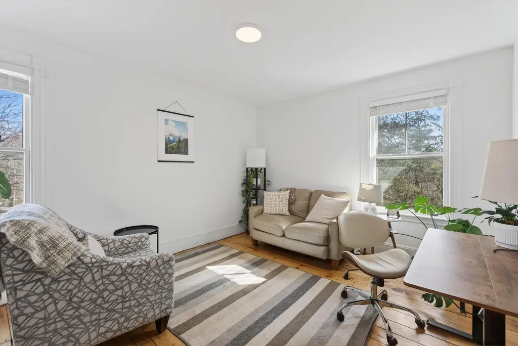 133 Gray Road Falmouth ME 04105