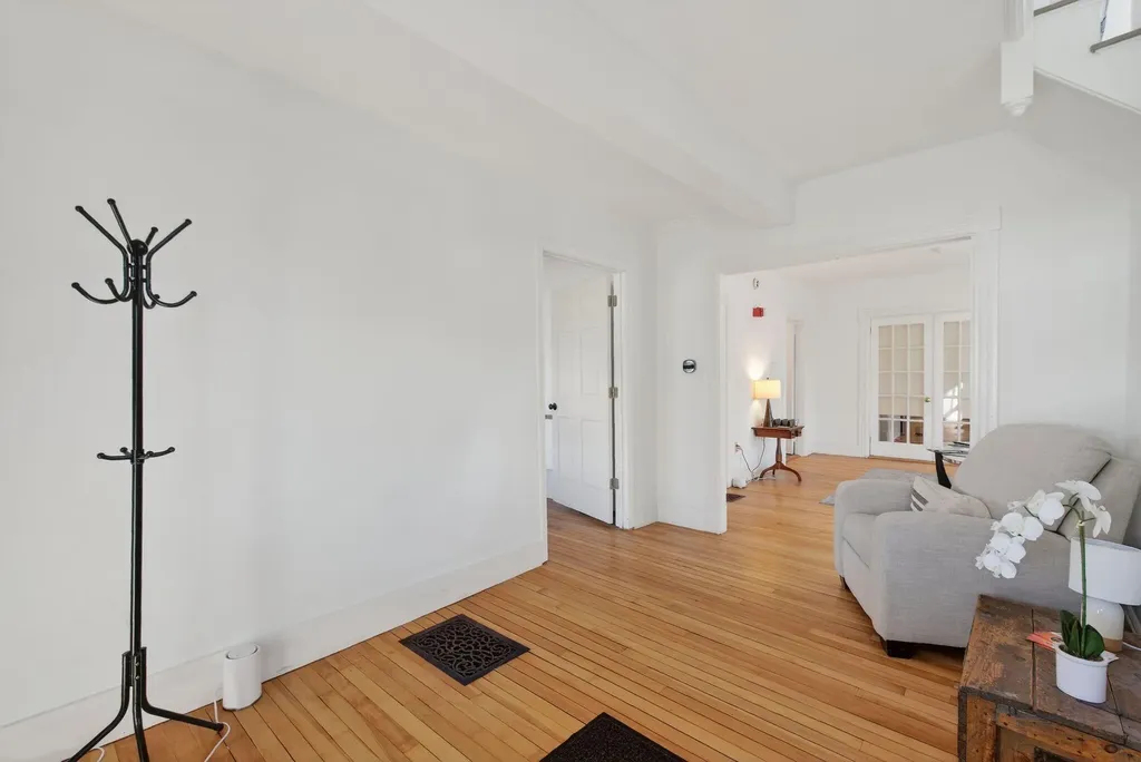 133 Gray Road Falmouth ME 04105
