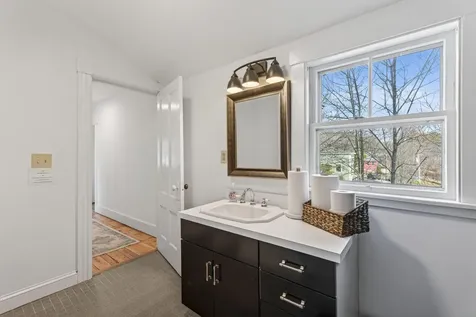 133 Gray Road Falmouth ME 04105