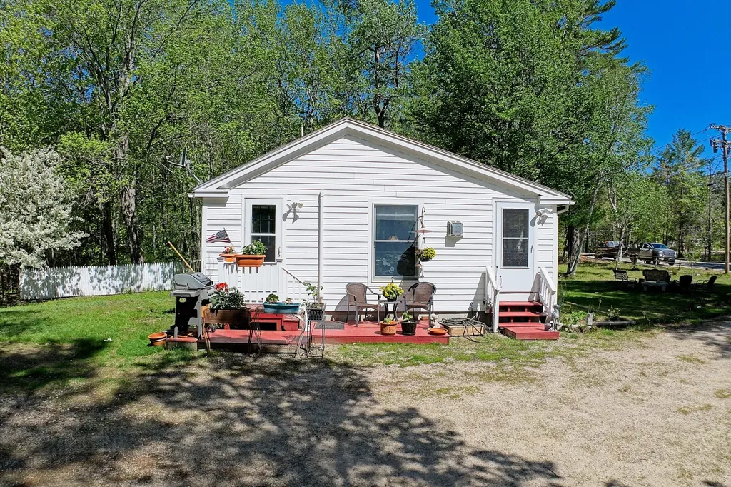 586 Webbs Mills Road Raymond ME 04071