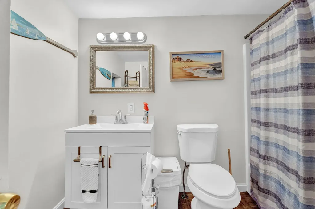 77 Oak Street Lewiston ME 04240