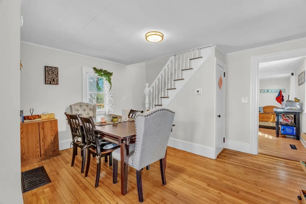 77 Oak Street Lewiston ME 04240