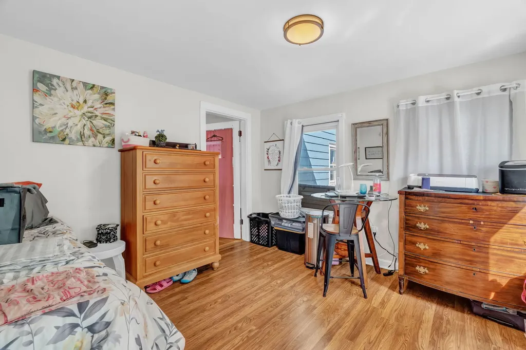 77 Oak Street Lewiston ME 04240