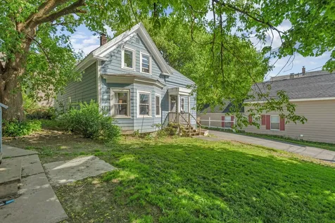 77 Oak Street Lewiston ME 04240