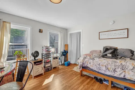 77 Oak Street Lewiston ME 04240