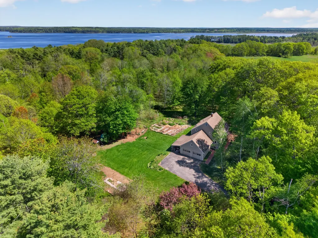 426 Bay Road Bowdoinham ME 04008