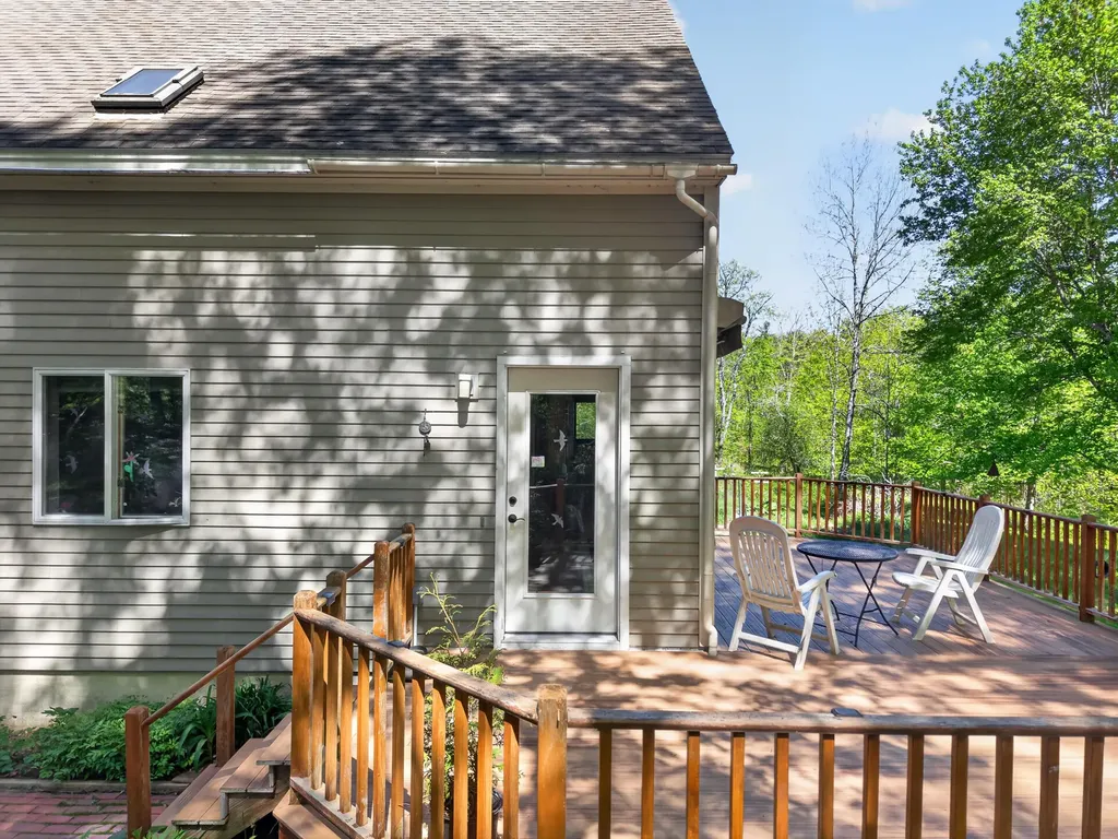 426 Bay Road Bowdoinham ME 04008