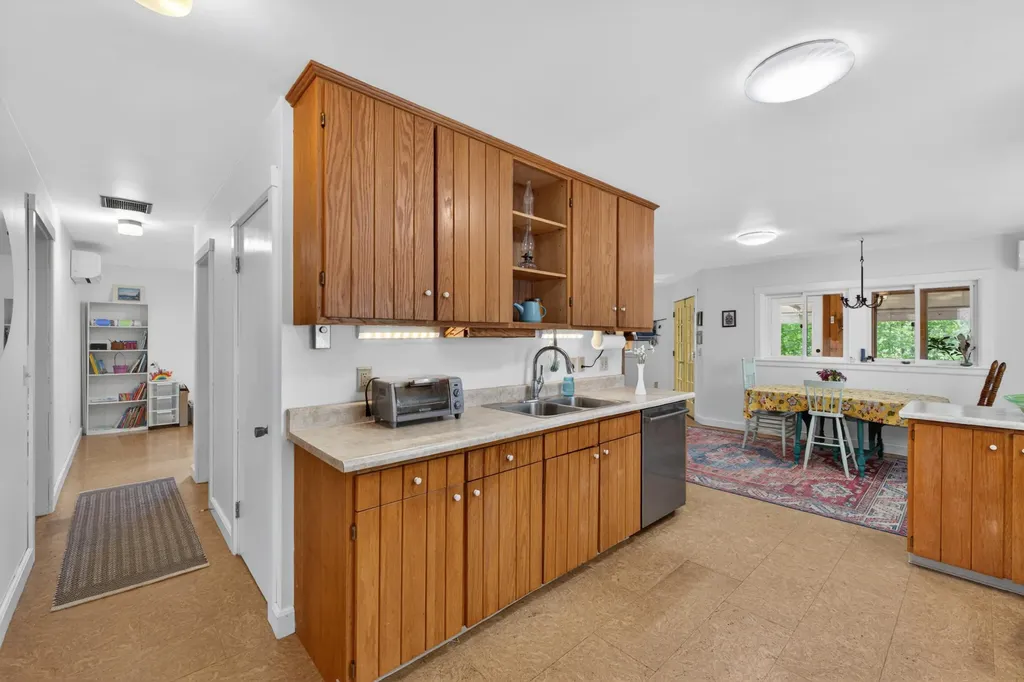 426 Bay Road Bowdoinham ME 04008