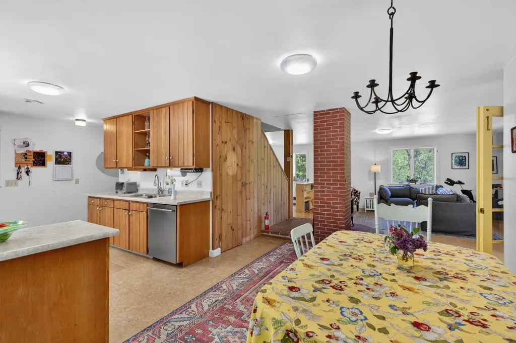 426 Bay Road Bowdoinham ME 04008