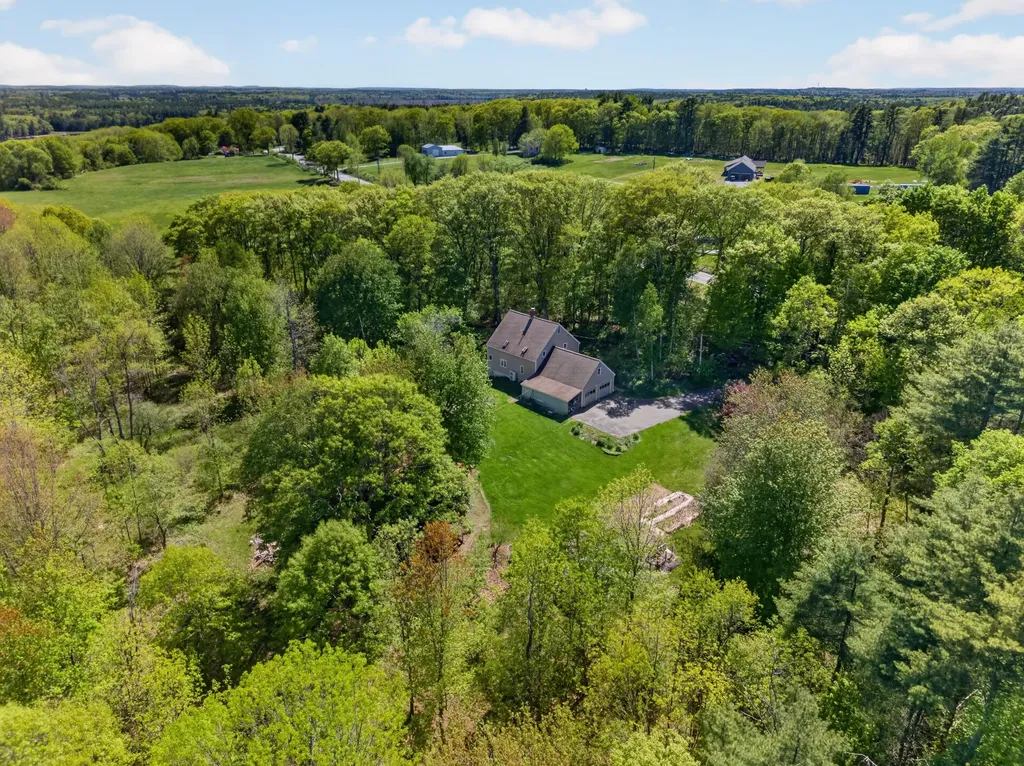 426 Bay Road Bowdoinham ME 04008