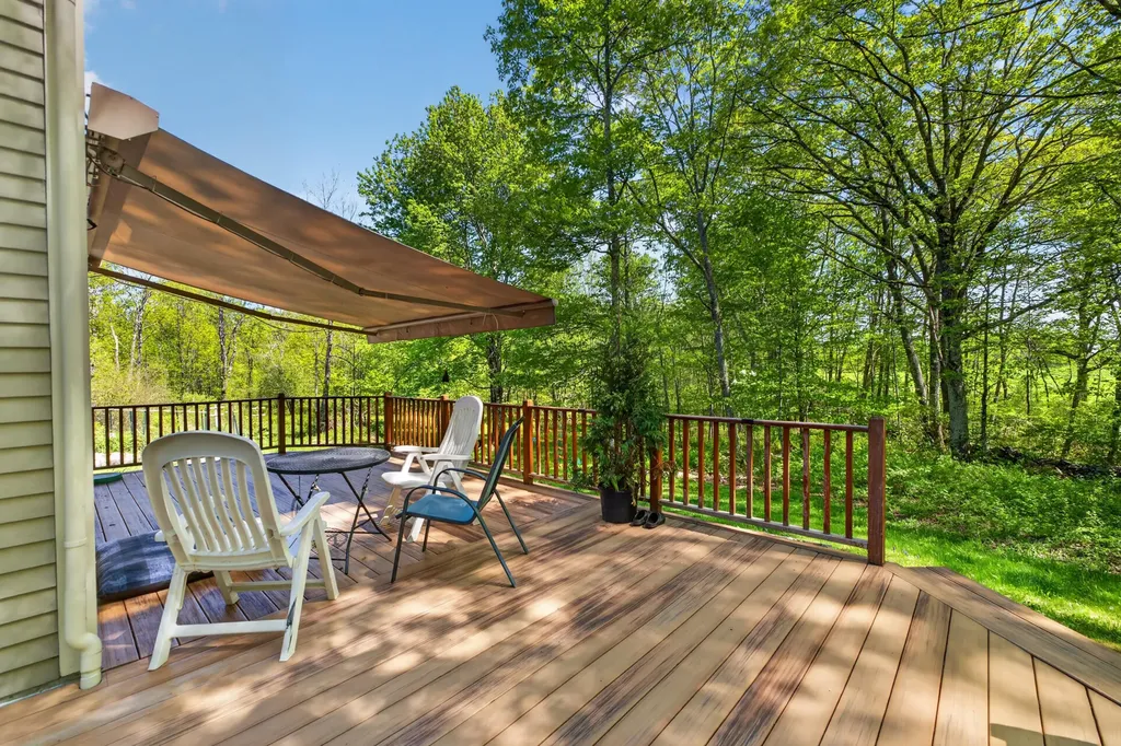 426 Bay Road Bowdoinham ME 04008