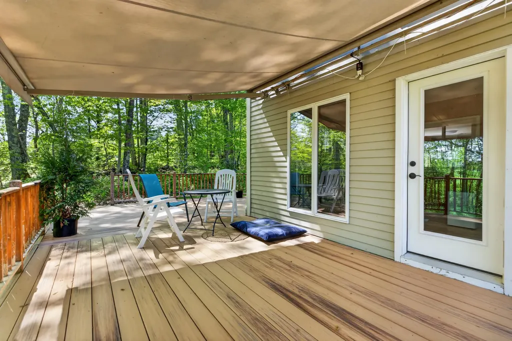 426 Bay Road Bowdoinham ME 04008