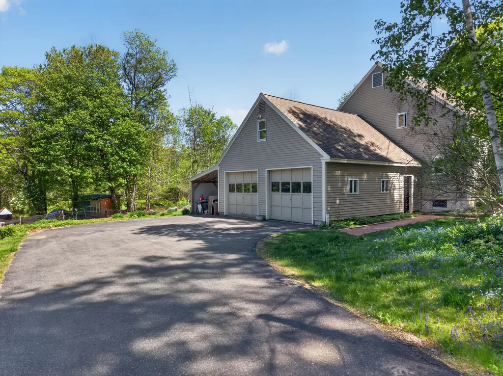 426 Bay Road Bowdoinham ME 04008