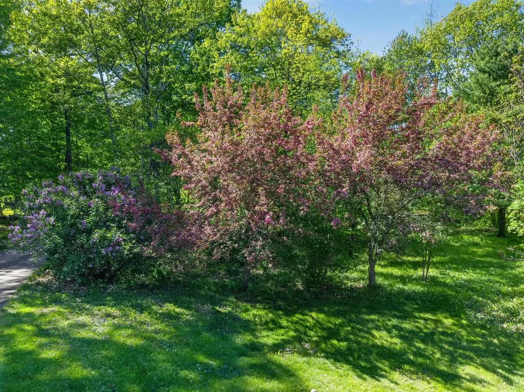 426 Bay Road Bowdoinham ME 04008
