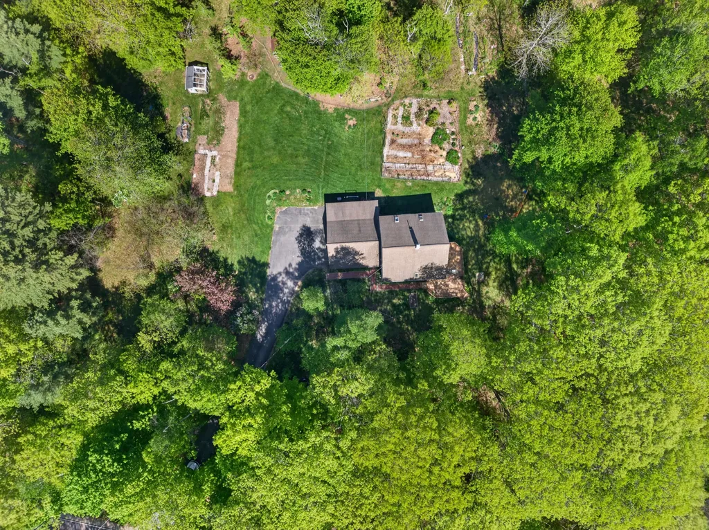426 Bay Road Bowdoinham ME 04008