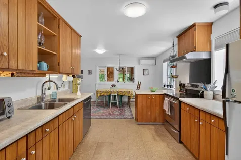 426 Bay Road Bowdoinham ME 04008