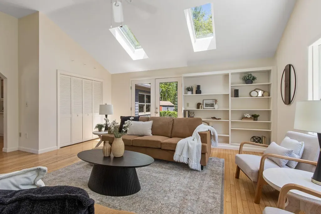 68 Aldworth Street Portland ME 04103
