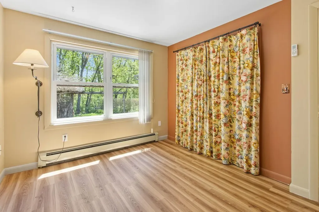 68 Aldworth Street Portland ME 04103