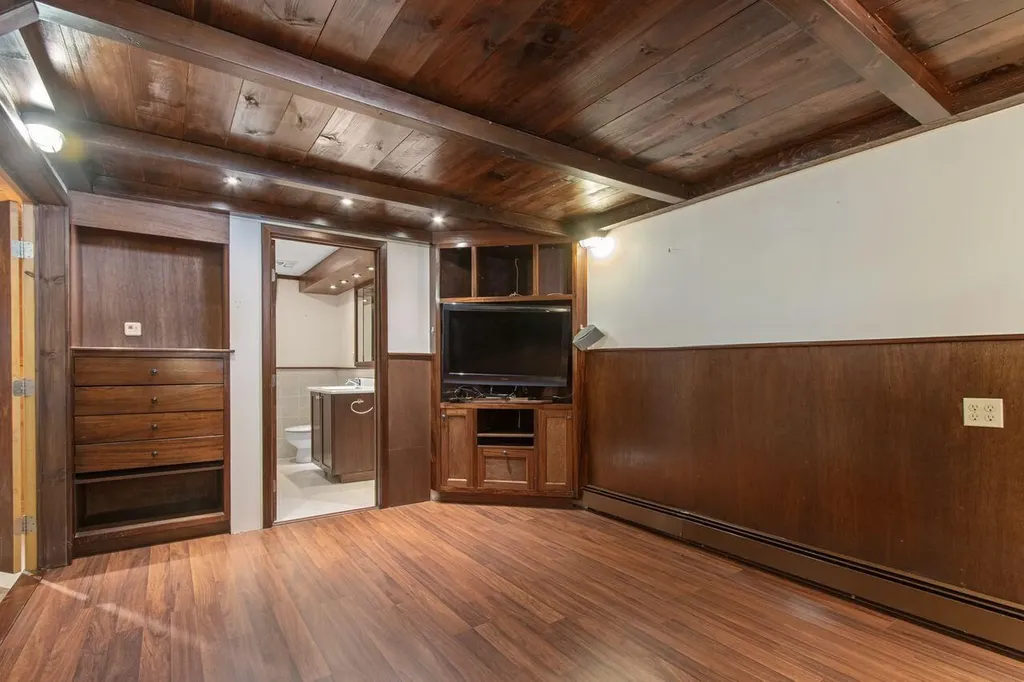 68 Aldworth Street Portland ME 04103