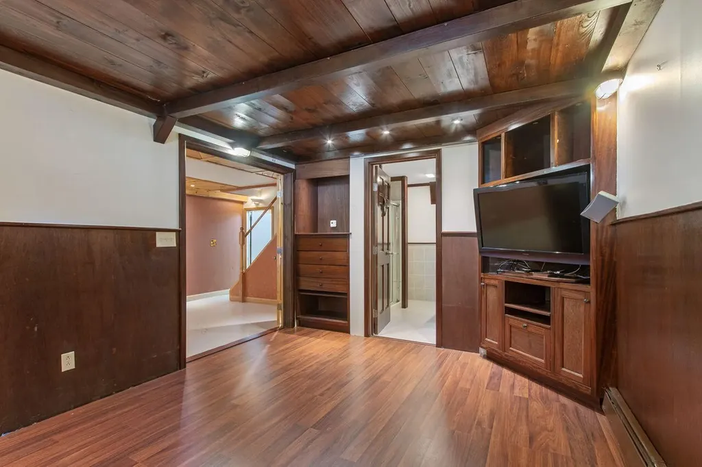 68 Aldworth Street Portland ME 04103