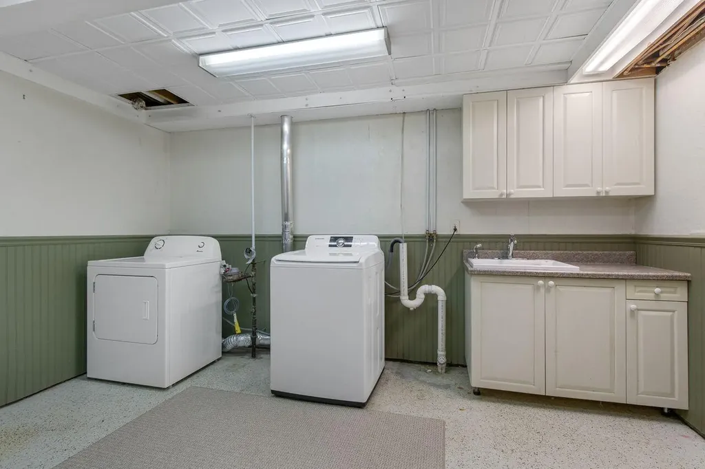 68 Aldworth Street Portland ME 04103