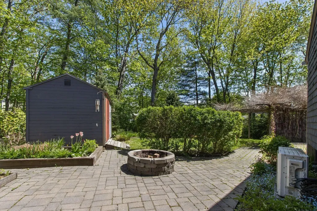 68 Aldworth Street Portland ME 04103
