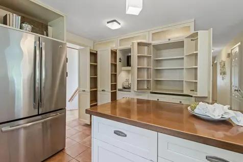 68 Aldworth Street Portland ME 04103