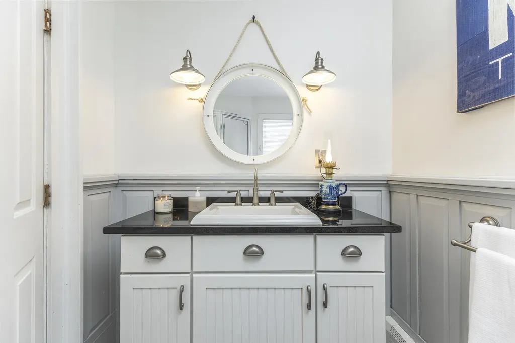 832 Sawyer Street South Portland ME 04106