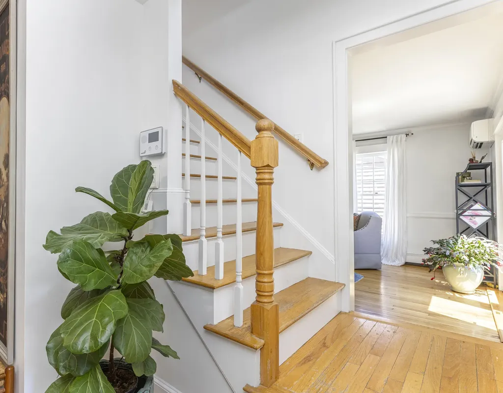 832 Sawyer Street South Portland ME 04106