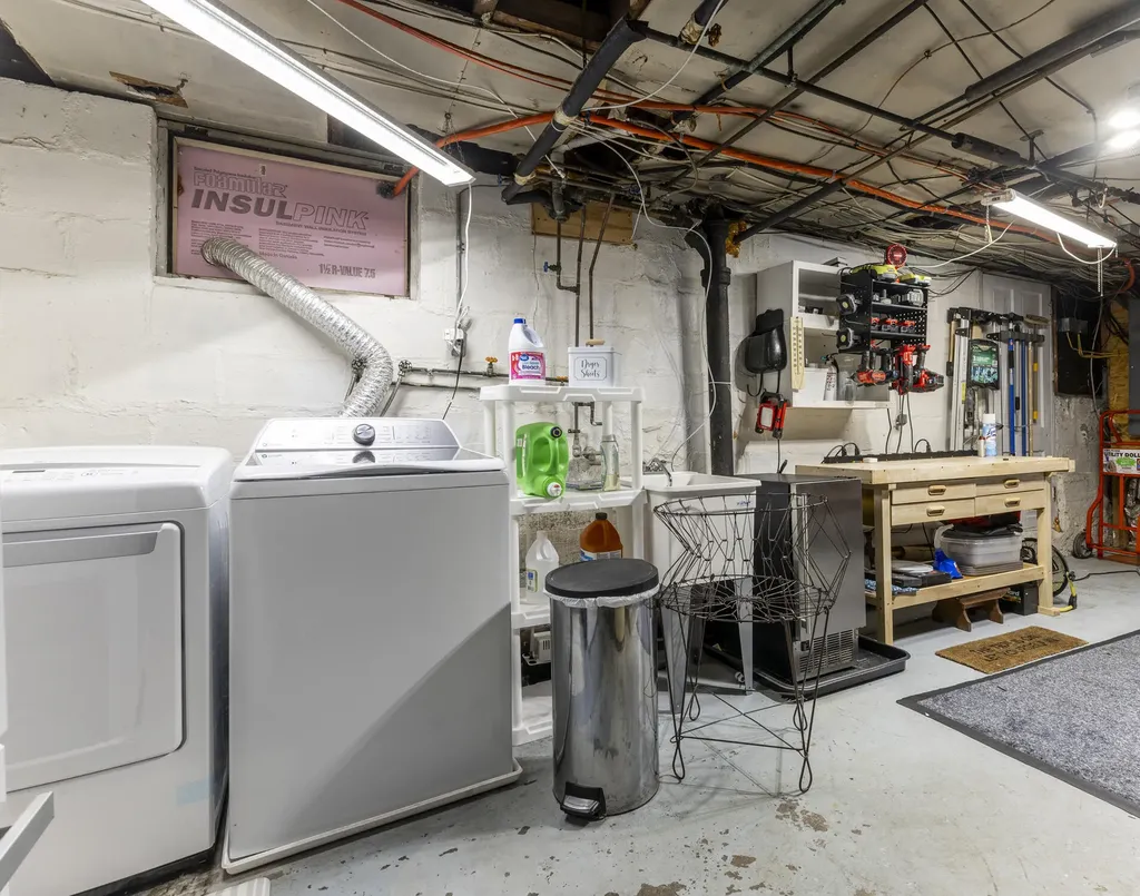 832 Sawyer Street South Portland ME 04106