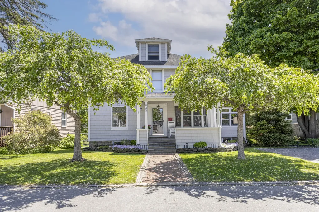 832 Sawyer Street South Portland ME 04106