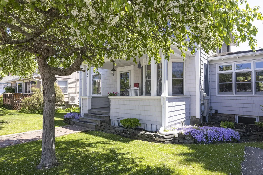 832 Sawyer Street South Portland ME 04106