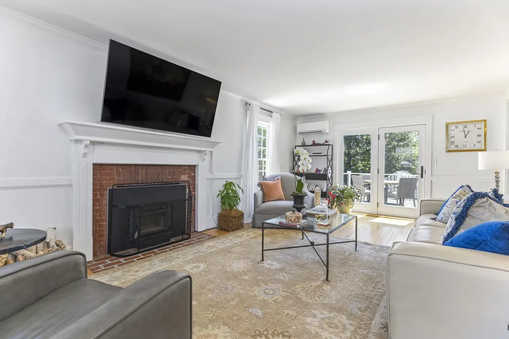 832 Sawyer Street South Portland ME 04106