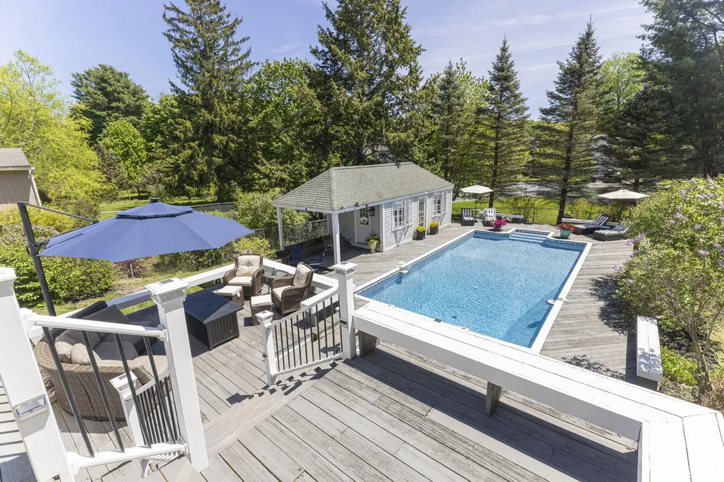 832 Sawyer Street South Portland ME 04106