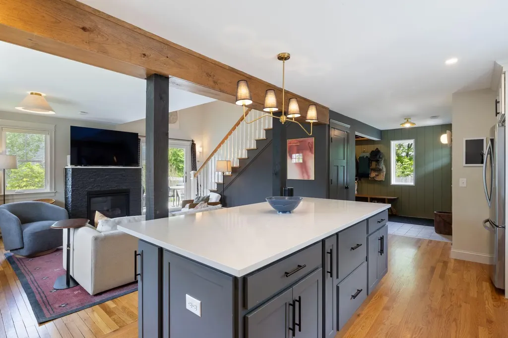 45 Smith Street South Portland ME 04106